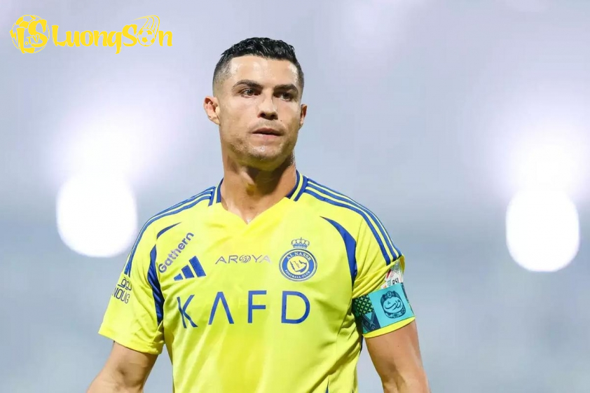 Ronaldo vẫn muốn tiếp tục cống hiến tại Al Nassr (Ảnh: Getty).